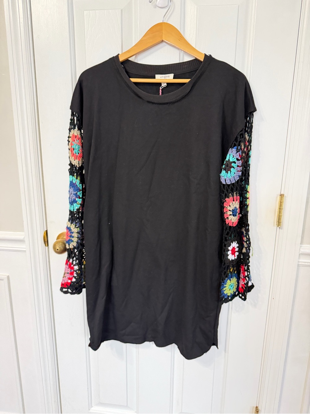 Umgee Size Small Crochet Granny Square Sweater Sleeve Mini Dress Black